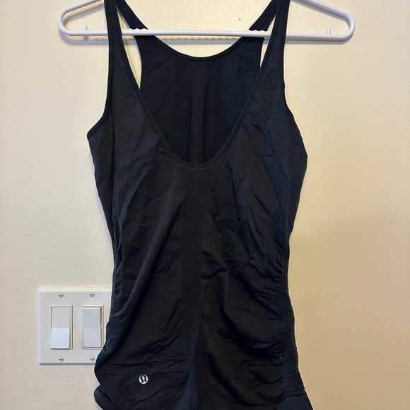 Lululemon tank top - Picture 2 of 2